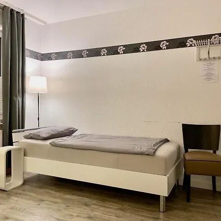 Hostel Winwin Im Westen *